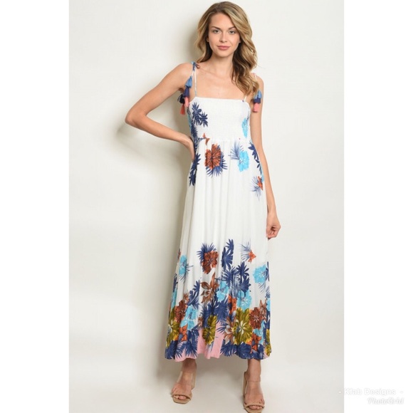 🌸LAST 1! 🥰Stunning Floral Tie Tassel Dress! - Picture 5 of 5